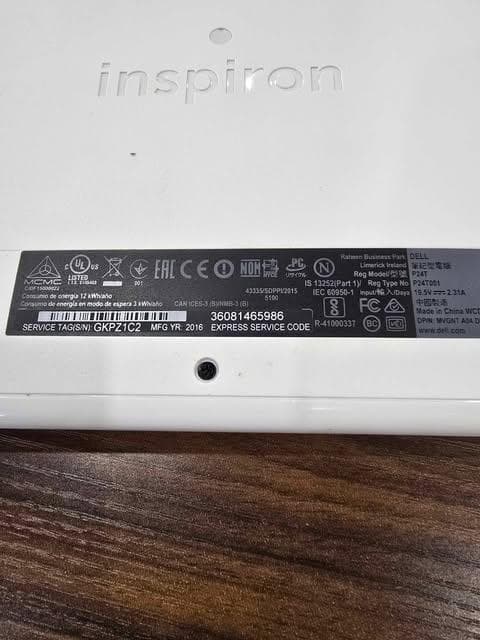 DELL Inspiron 11インチ 白 ウィンドウズOS11超美品#0021
