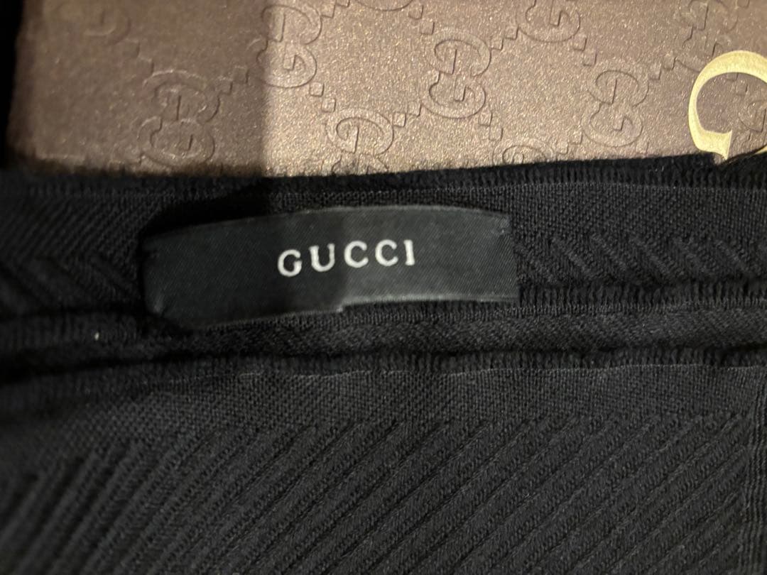GUCCI ストール マフラー 黒×金 箱付 美品