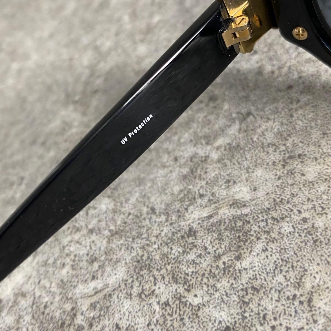 小物 Yves Saint Laurent Gold Logo Sunglasses