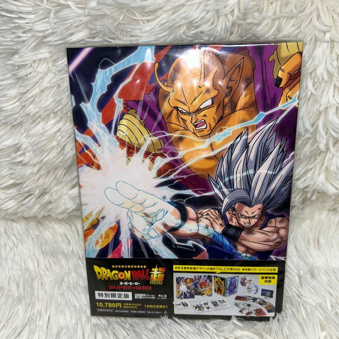 【ドラゴンボール超】スーパー スーパーヒーロー 特別限定版　缶バッジ2個セット付