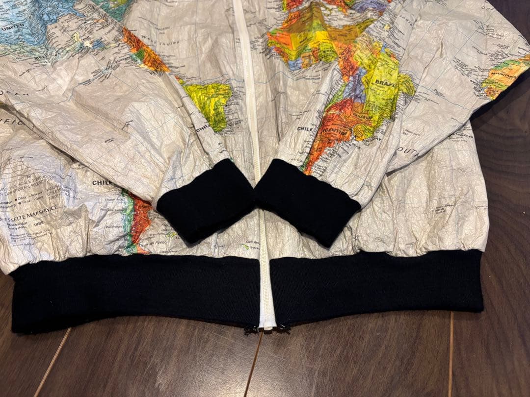 【ヴィンテージ】ペーパージャケット XL 90s　世界地図柄　カートコパーン着用