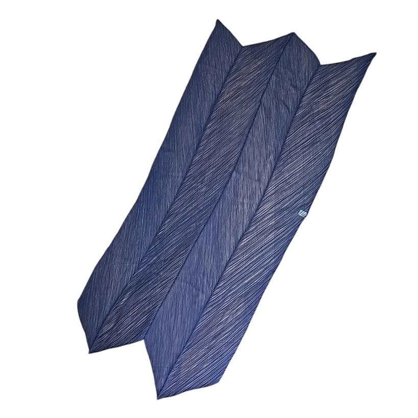 PLEATS PLEASE プリーツプリーズ ストール 濃紺色 ミヤケイッセイ