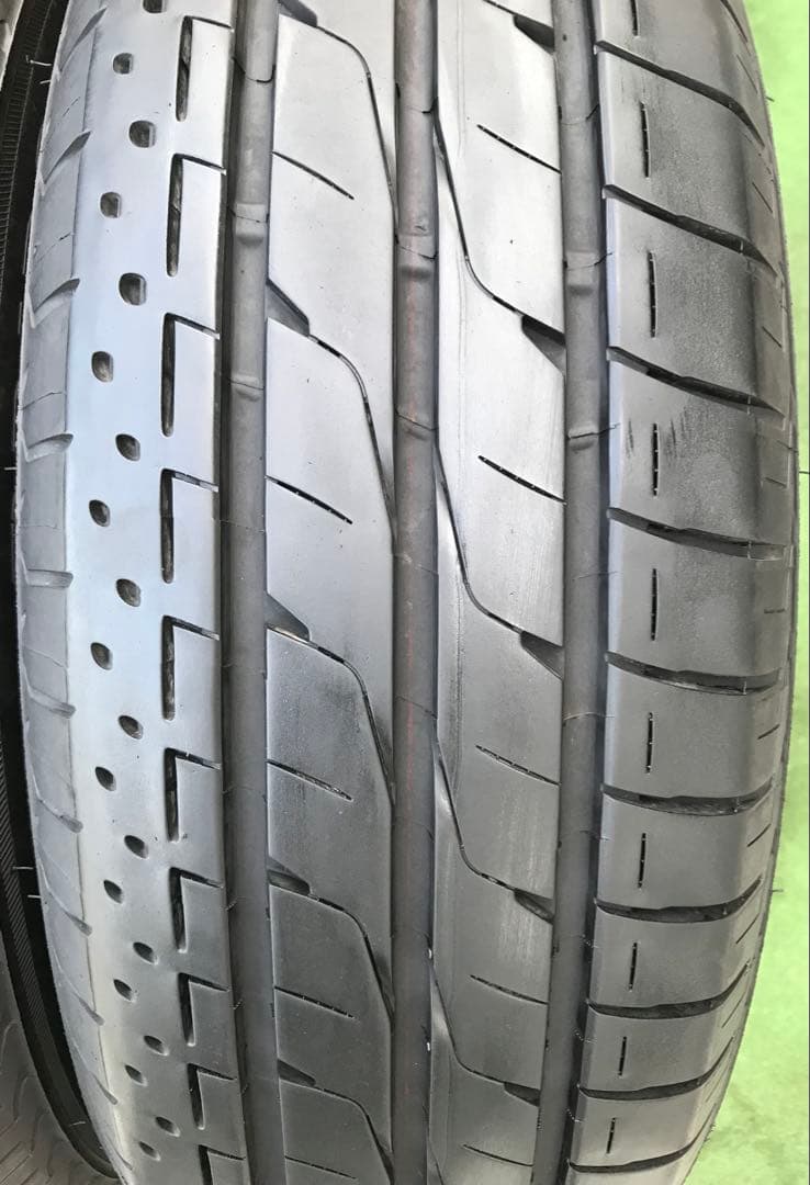 215/65 R16 BRIDGESTONE RV IIラジアルタイヤ2025年