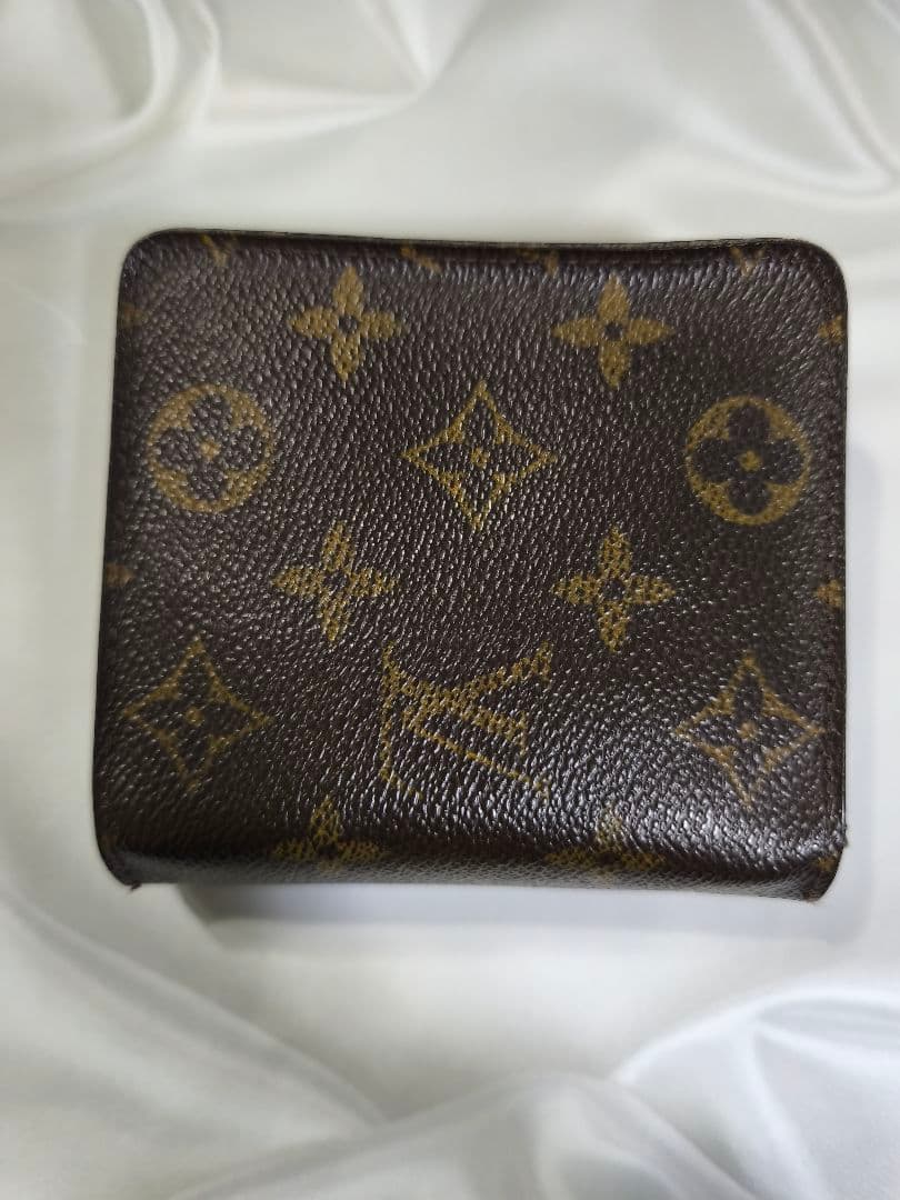 Louis Vuitton モノグラム 折り財布 コンパクトジップ