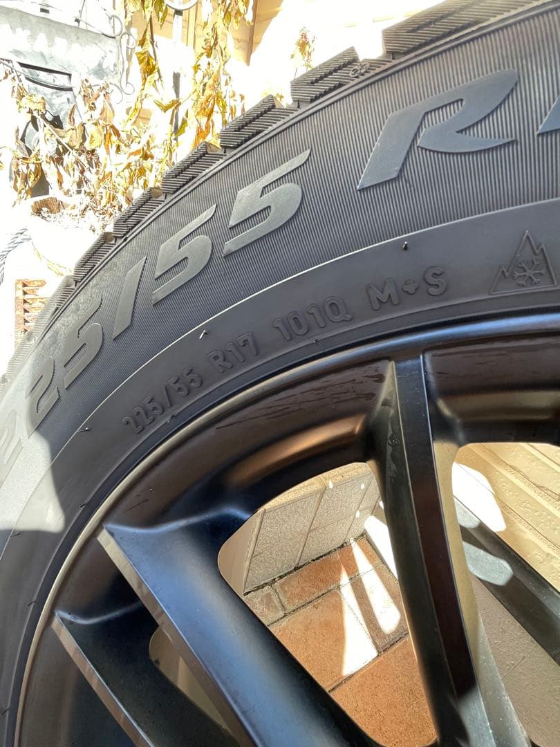 チャッキーチーズ　MINI F60 スタッドレス (1/4)4本同時購入