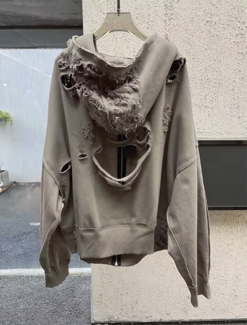 【即購入OK‼️】LATUI ATELIER ダメージ加工 フード付きパーカー S