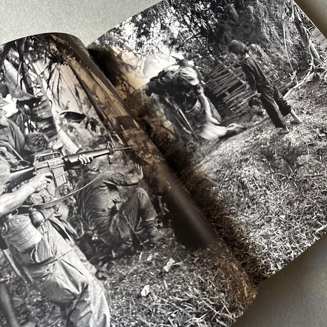 ベトナム解放戦争 写真集 / 石川文洋