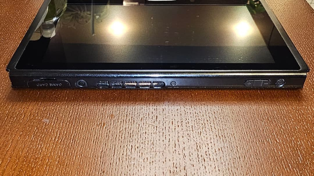 Nintendo Switch 　HAC -001　本体のみ