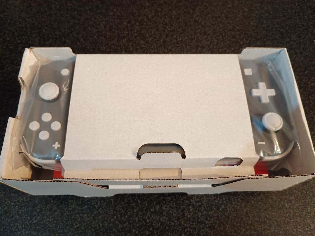 Nintendo Switch Lite グレー 新品未開封送料込み！