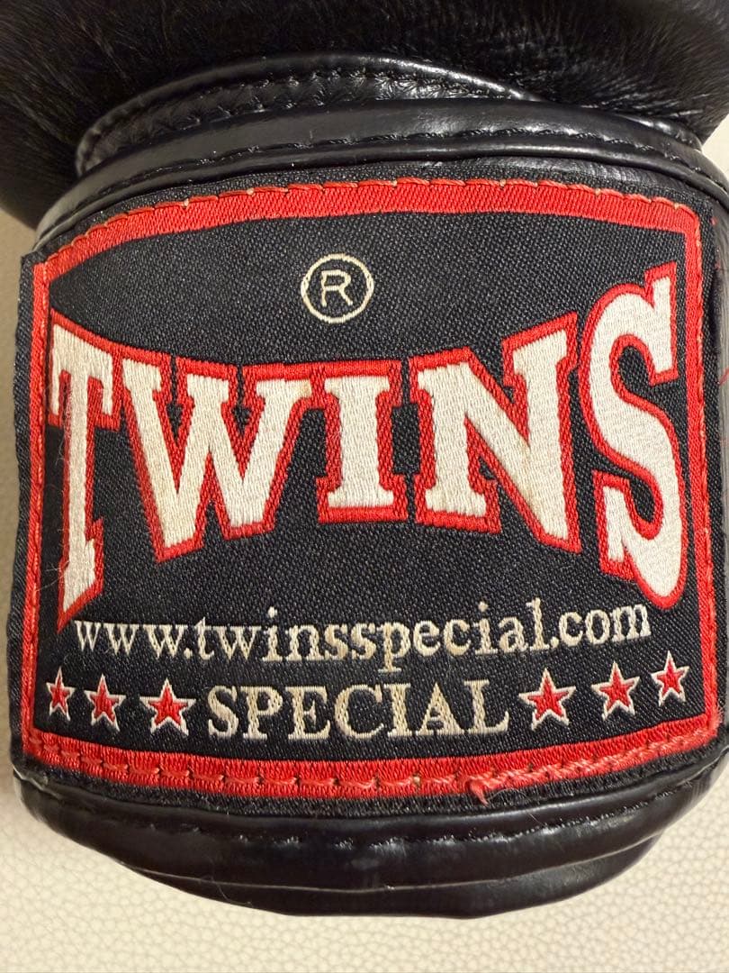 【週末限定値下げ！】TWINS SPECIAL ボクシンググローブ 12oz 黒