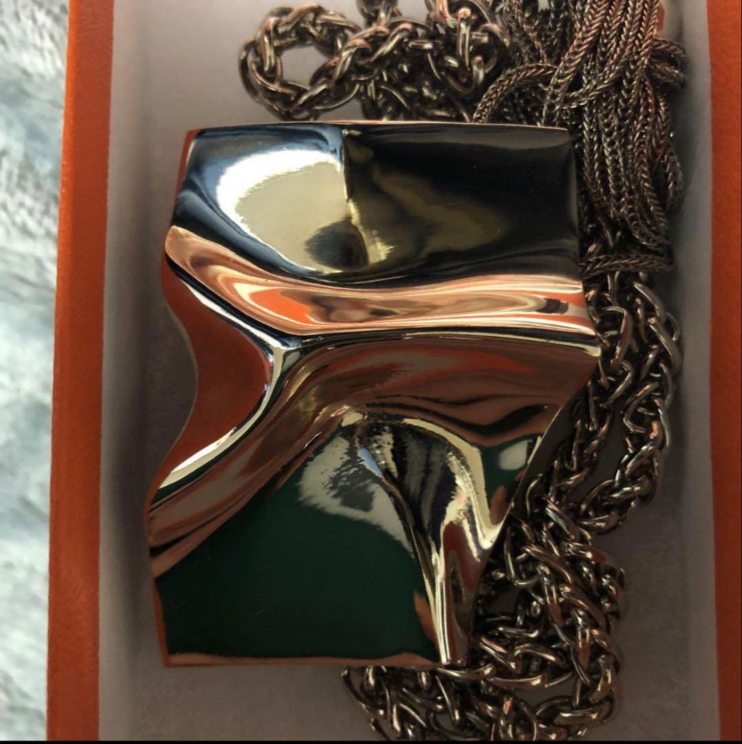 アクセサリー toga pulla silver loop tie