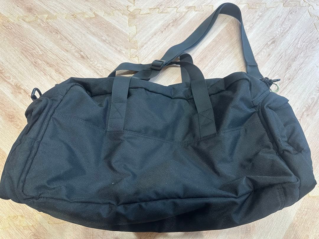 EA7 Emporio Armani ボストンバッグ 黒
