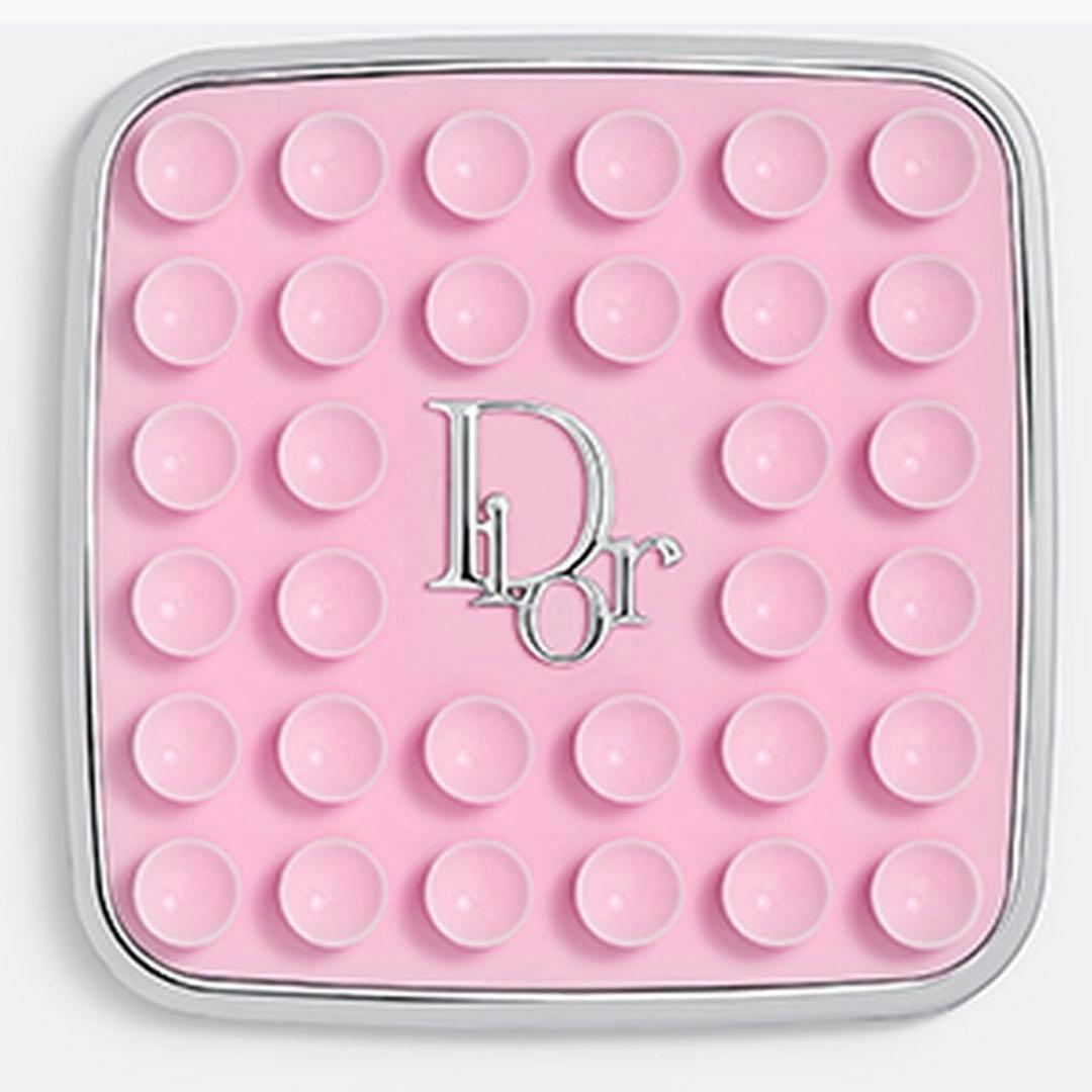 【未開封新品】即完売品✦ 入手困難 DIOR ディオール 吸盤式 フォーンアクセ
