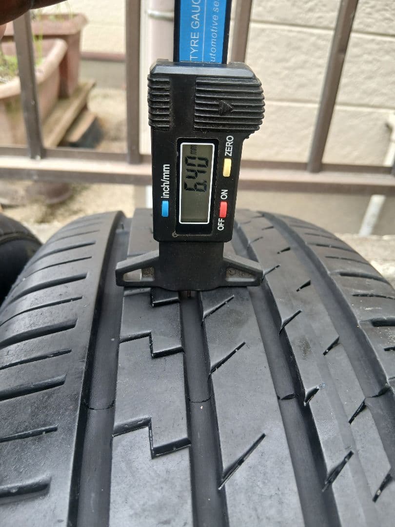 ①Pirelli 205/55R16 2本 2023年製