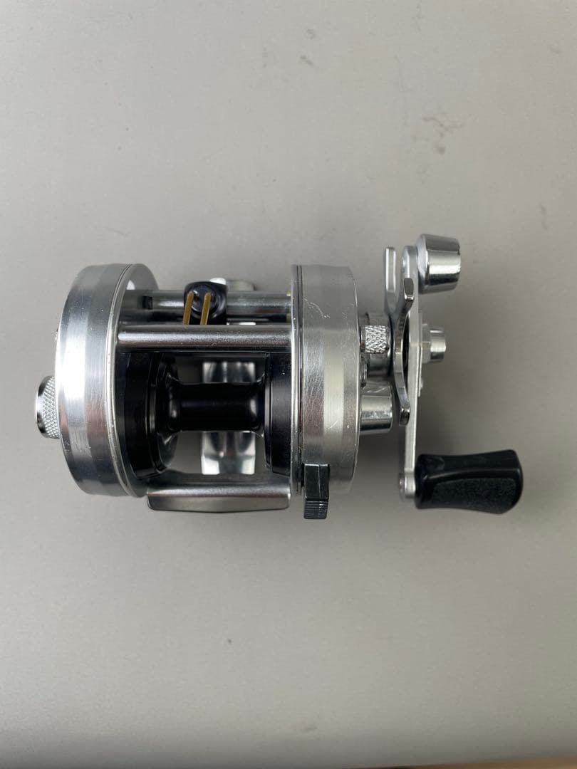 abu 2500C ambassadeur アブ　復刻 美品　基幹良好　シルバー