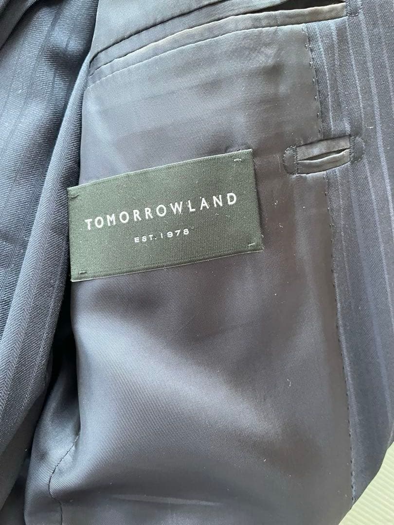 TOMORROWLANDニッケ サイズ44スーツ ネイビー