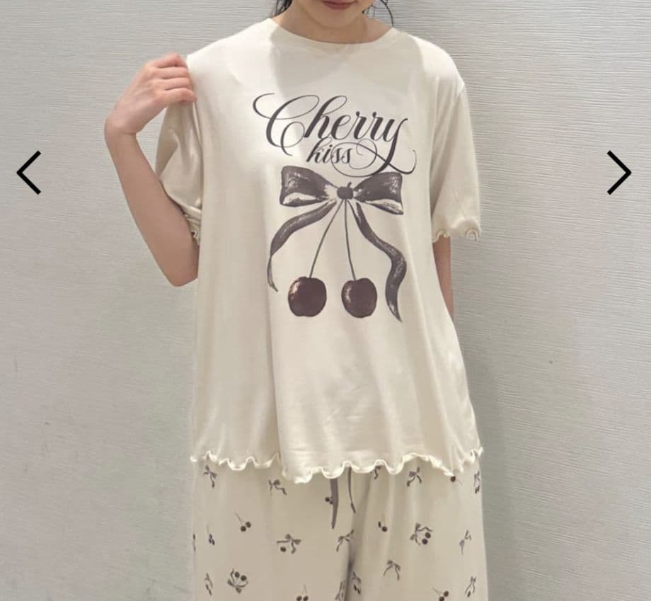 完売品 スナイデルホーム【接触冷感】チェリーＴシャツ&ロングパンツ ベージュ