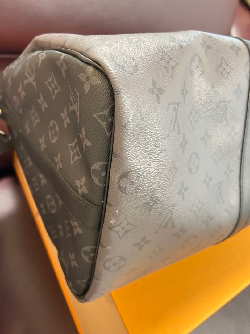 ルイヴィトン モノグラム エクリプス リバース キーポル バンドリエール 50