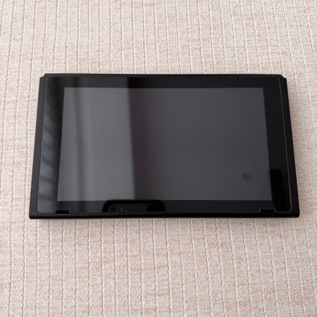 美品 Nintendo Switch 本体 Joy-Con グリップ付