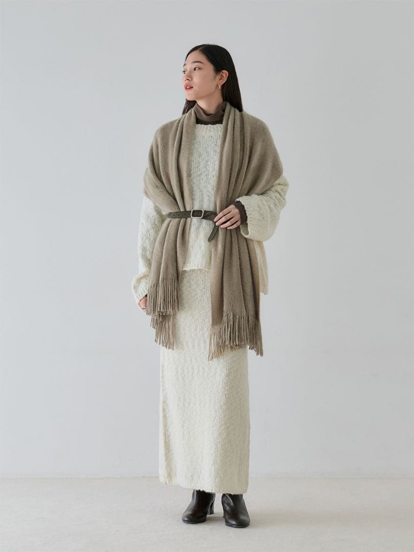【新品】crewre クルーレ モイストタッチボリュームストール【完売品】