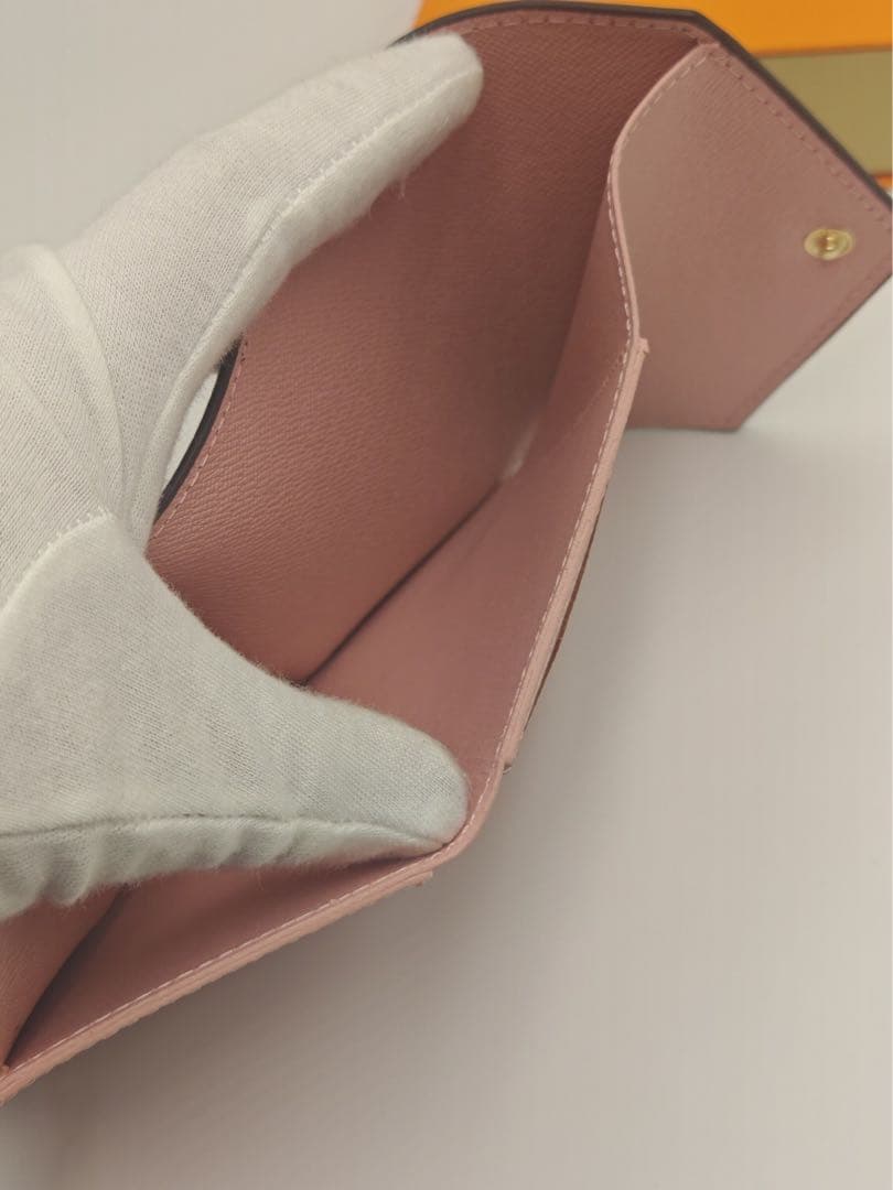 LOUIS VUITTON サラ ウォレット モノグラム 三つ折財布 中古美品