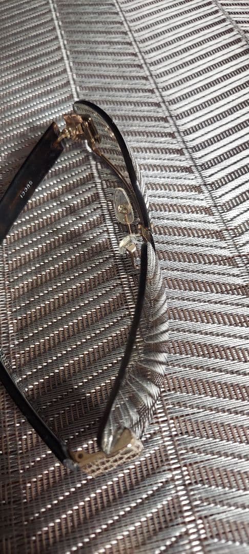 Gucci サングラス　ケース付き