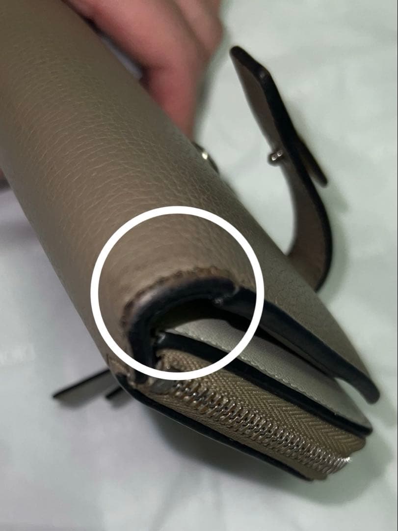 LOEWE スリム ジップ バイフォールド (ソフトグレインカーフ)