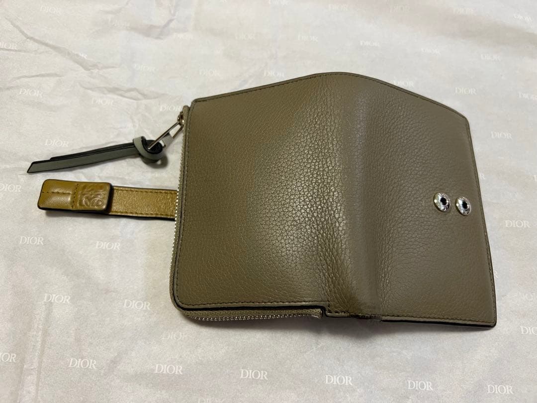 LOEWE スリム ジップ バイフォールド (ソフトグレインカーフ)