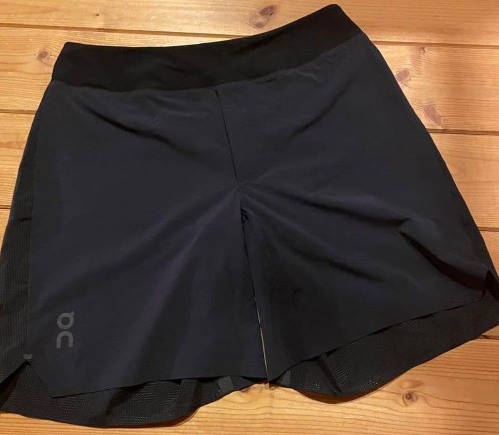 on オン　ランニングウェア　ランニングショートパンツ