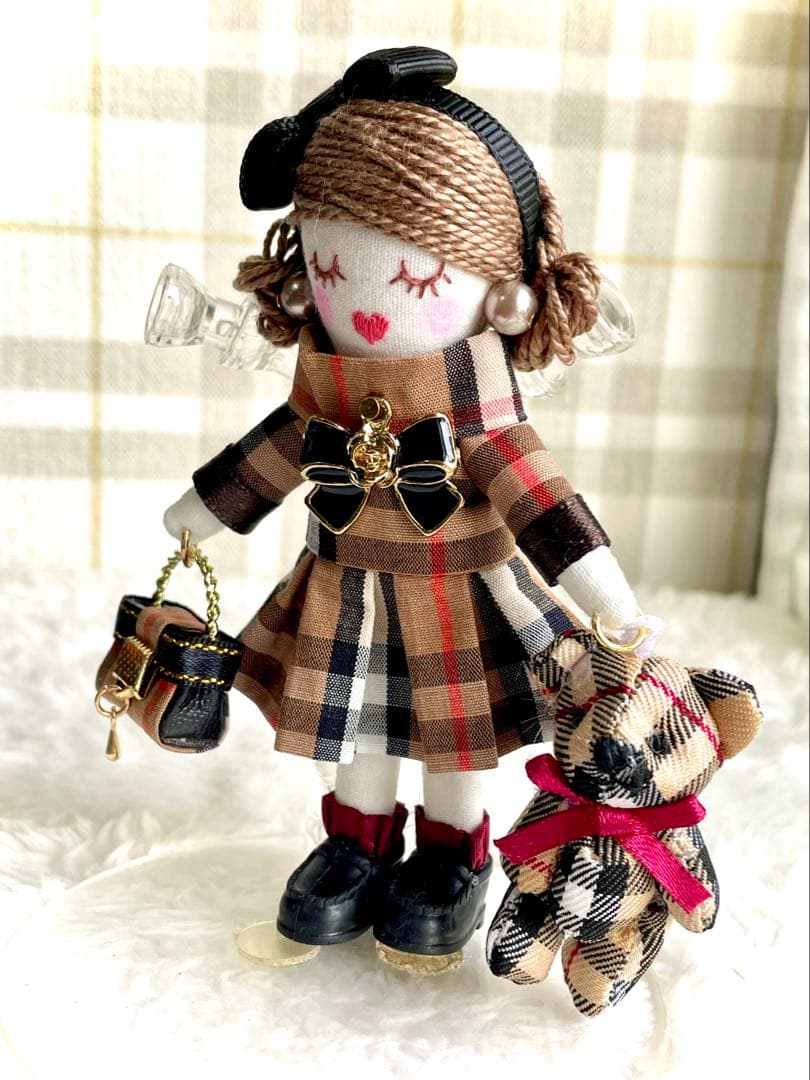 チェック柄プリーツワンピース❤️ミニ熊❤️ハンドメイド♡ドールチャーム