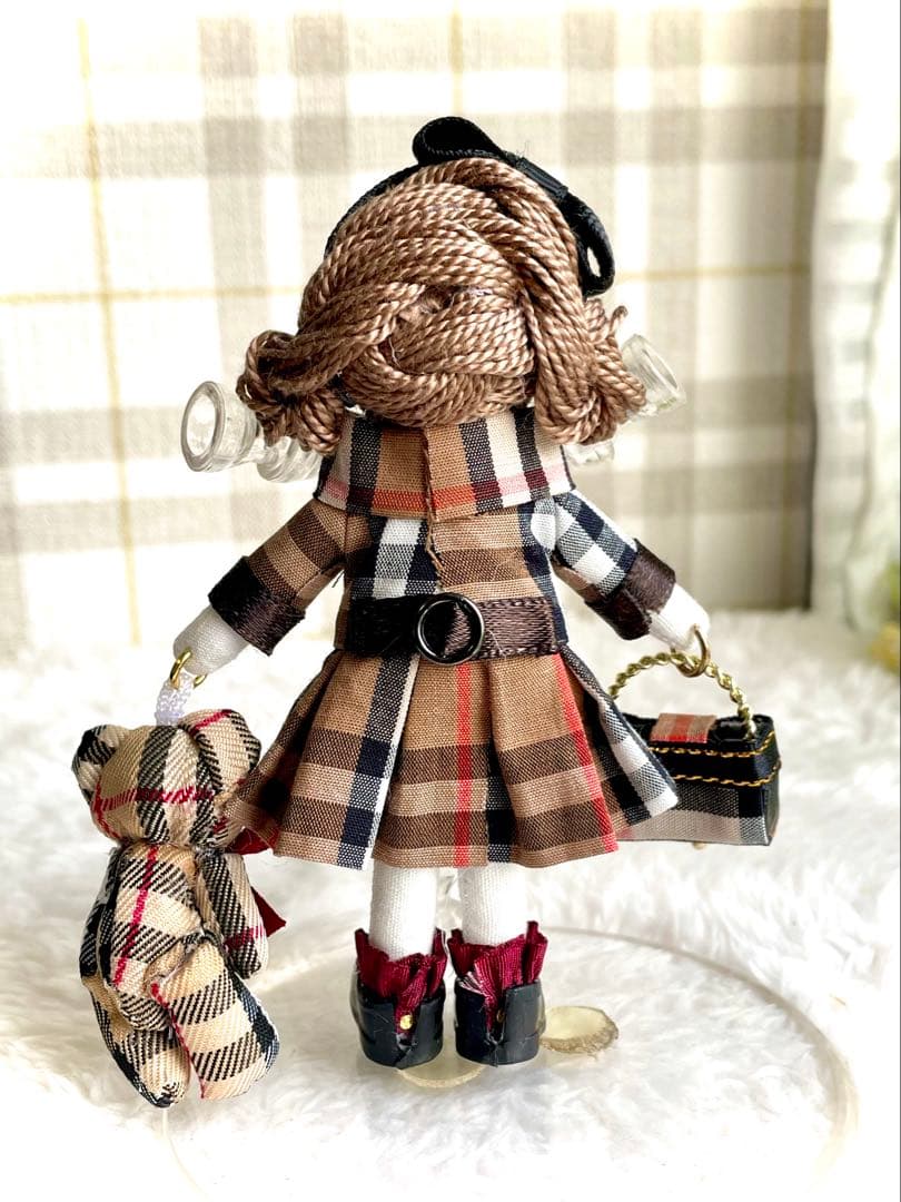 チェック柄プリーツワンピース❤️ミニ熊❤️ハンドメイド♡ドールチャーム
