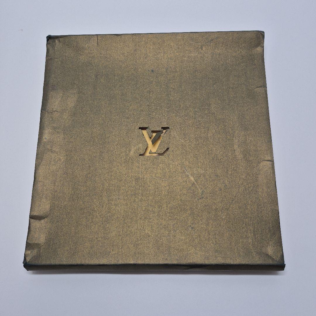 【used品】美品！Louis Vuitton シルクストール ITALY