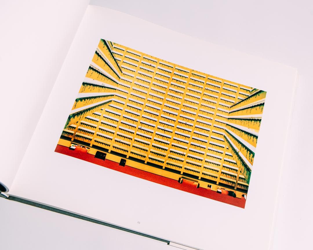 アート・デザイン・音楽 Andreas Gursky Photographs from 1984 to.