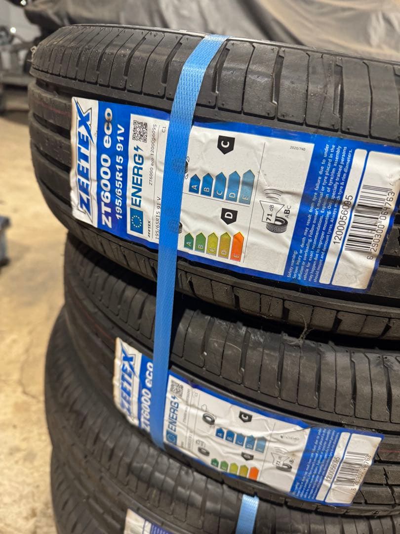 ♢♦︎新品♦︎♢ 195/65R15 タイヤ4本セット
