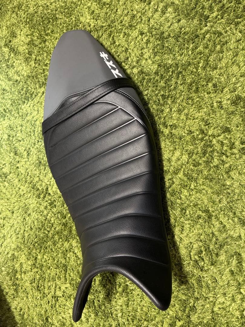 スズキ　SV650 VP55B 純正オプション　 タックロールシート