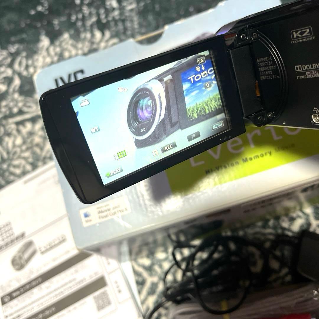 JVC ビデオカメラ　GZ-E325