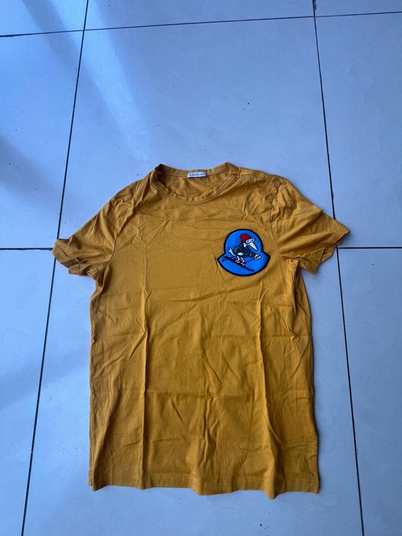 MONCLER イエロー Tシャツ XS