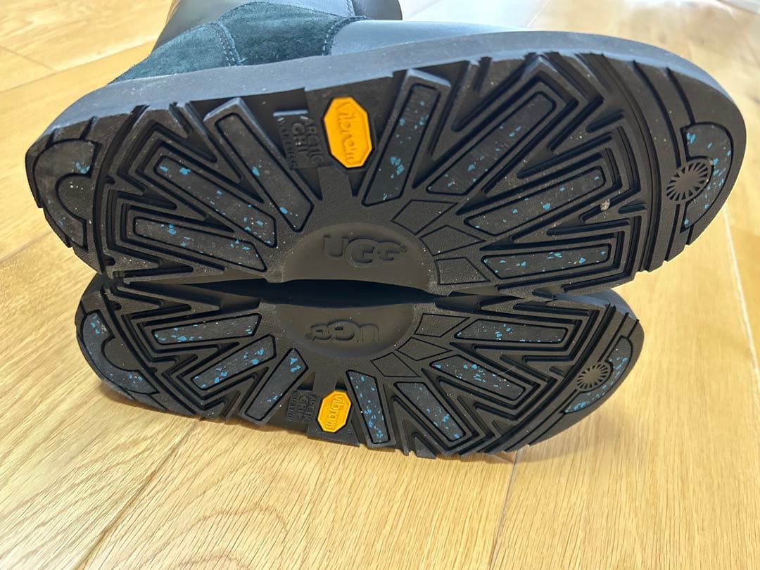 UGG ブーツ　ムートン　レザー