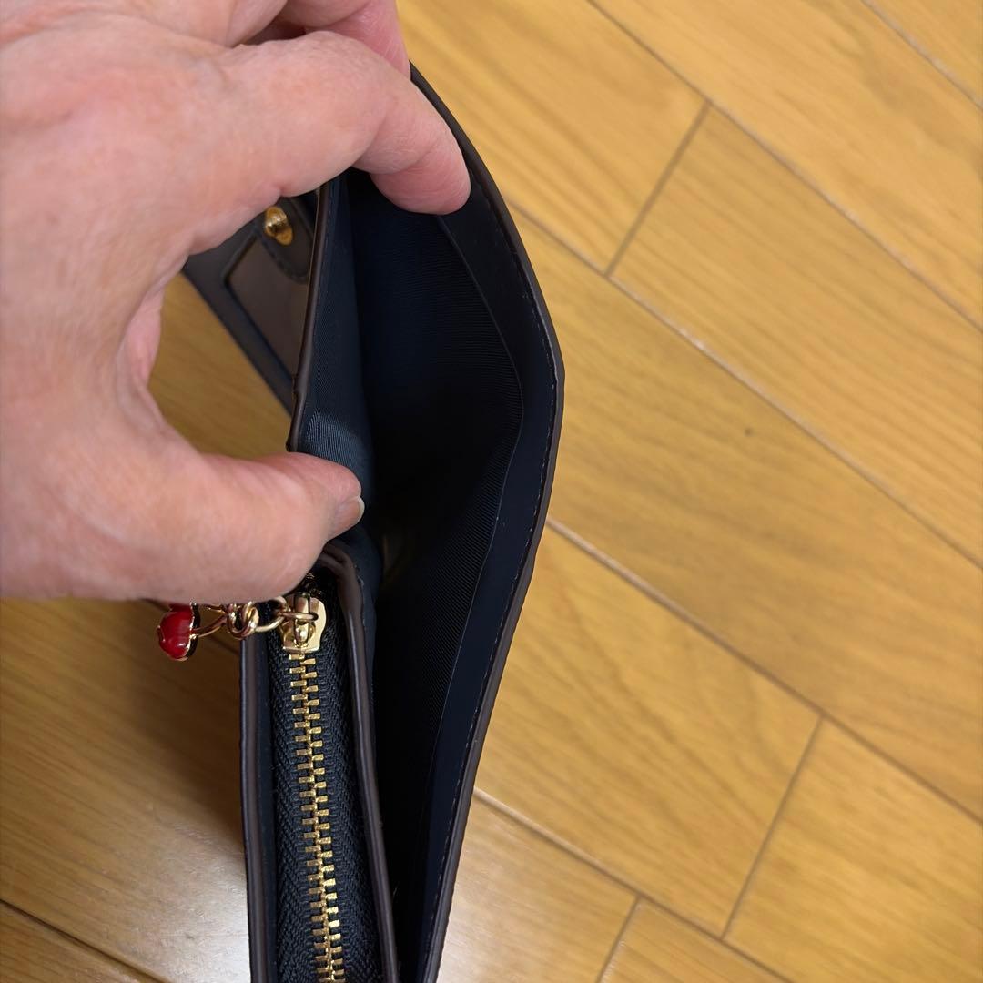 COACH チェリー柄 二つ折り財布 大人可愛い