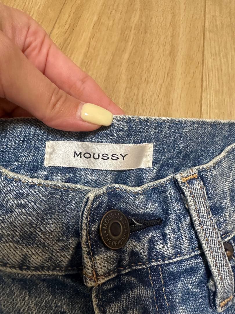 MOUSSY MVS FLARE 26 ブルー　値下げ交渉可