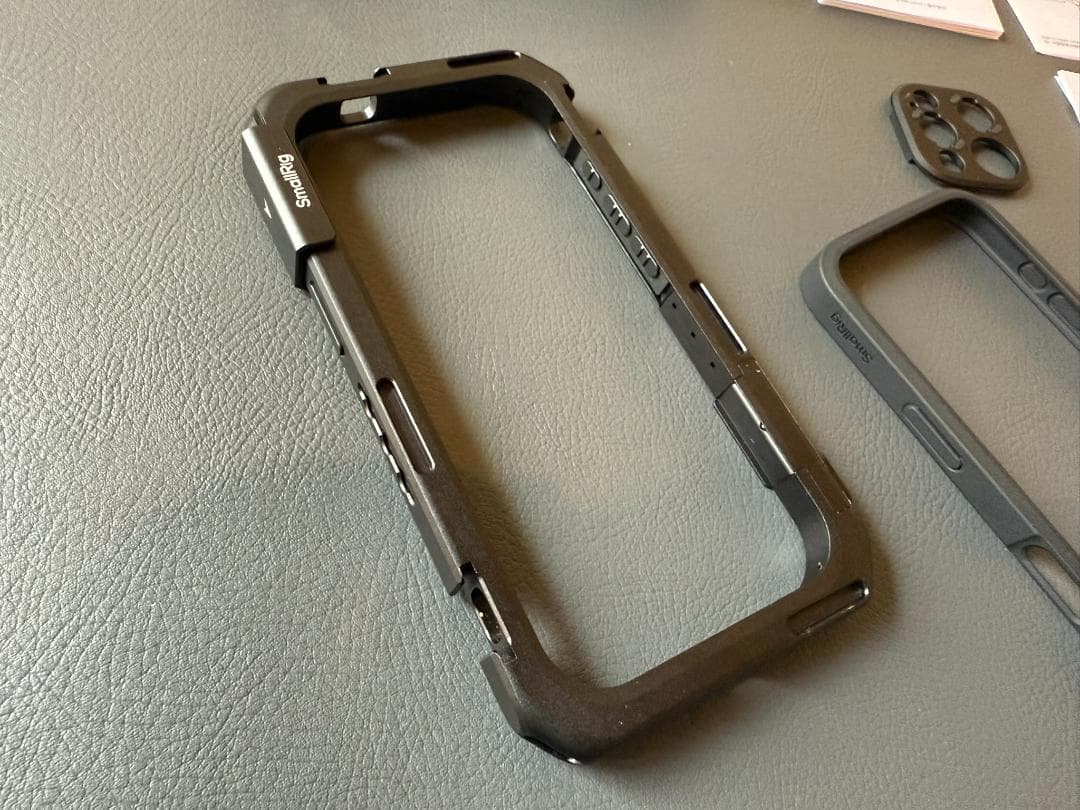SmallRig iPhone16 Pro用 スマホビデオケージキット オマケ付