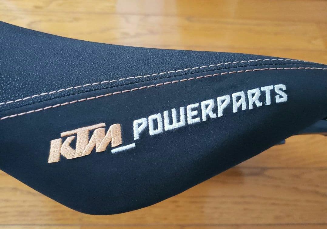KTM DUKE ～16 エルゴシート パワーパーツ