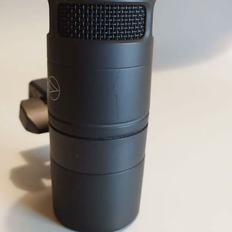audio-technica AT2040 ダイナミックマイク（中古）