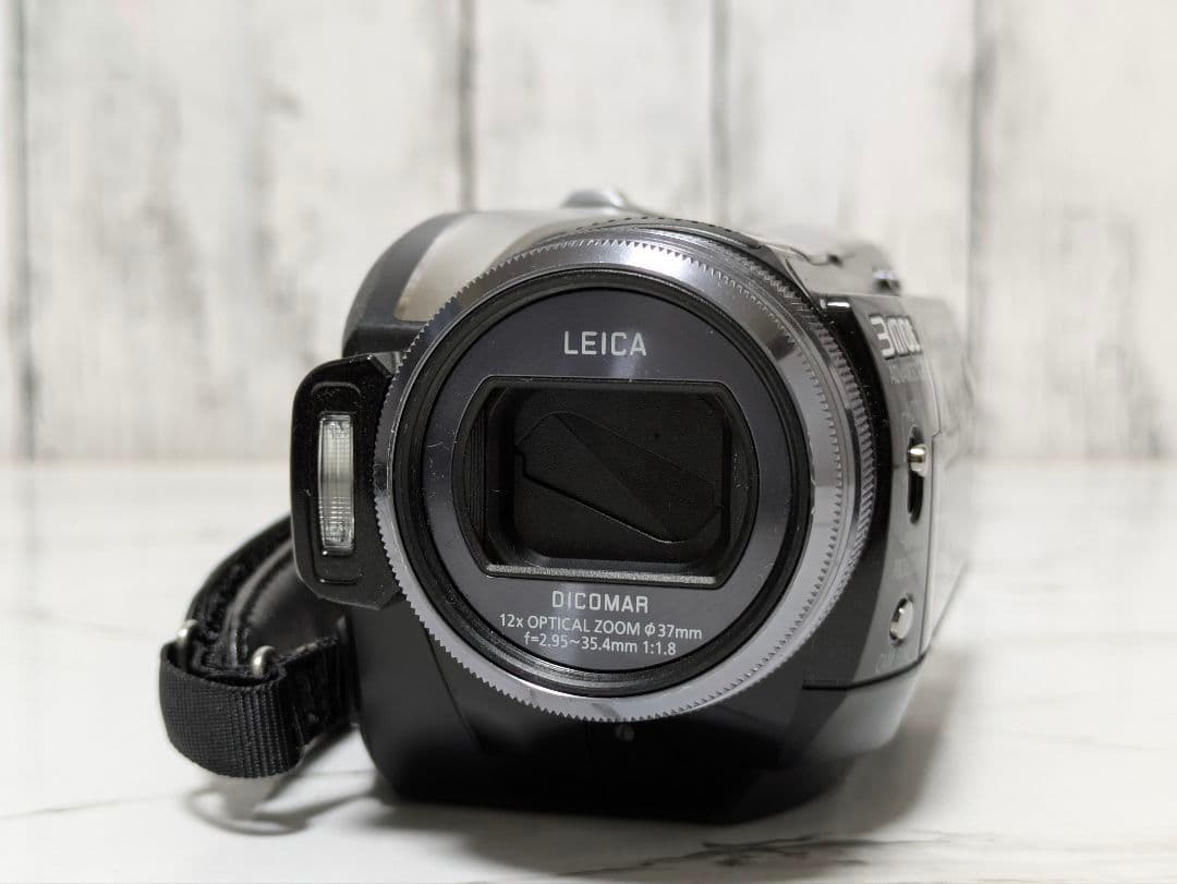 Panasonic　HDC-HS100