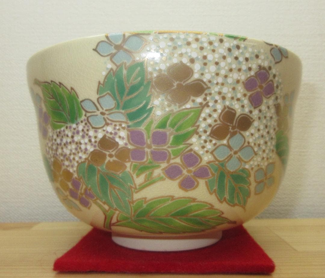 送料込【逢絢亭・新品】茶道具 茶碗 美濃焼 仁清 紫陽花 宮地英香 紙箱入り