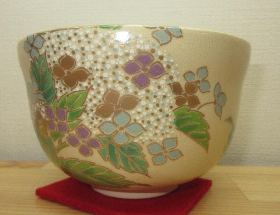 送料込【逢絢亭・新品】茶道具 茶碗 美濃焼 仁清 紫陽花 宮地英香 紙箱入り