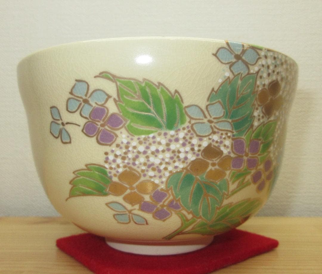 送料込【逢絢亭・新品】茶道具 茶碗 美濃焼 仁清 紫陽花 宮地英香 紙箱入り