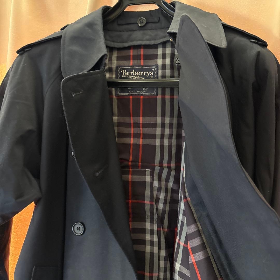 Burberry ロングコートネイビー