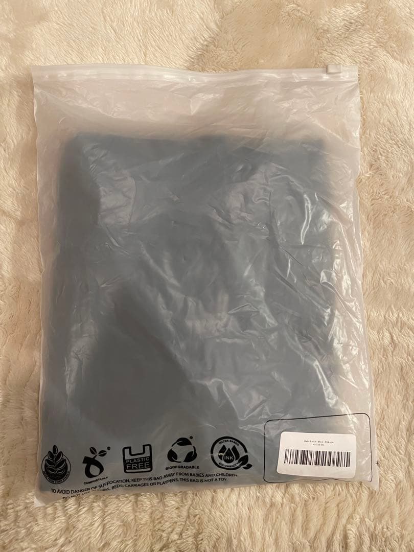 希少正規品新品　BRING ME THE HORIZON メタルロゴ Tシャツ