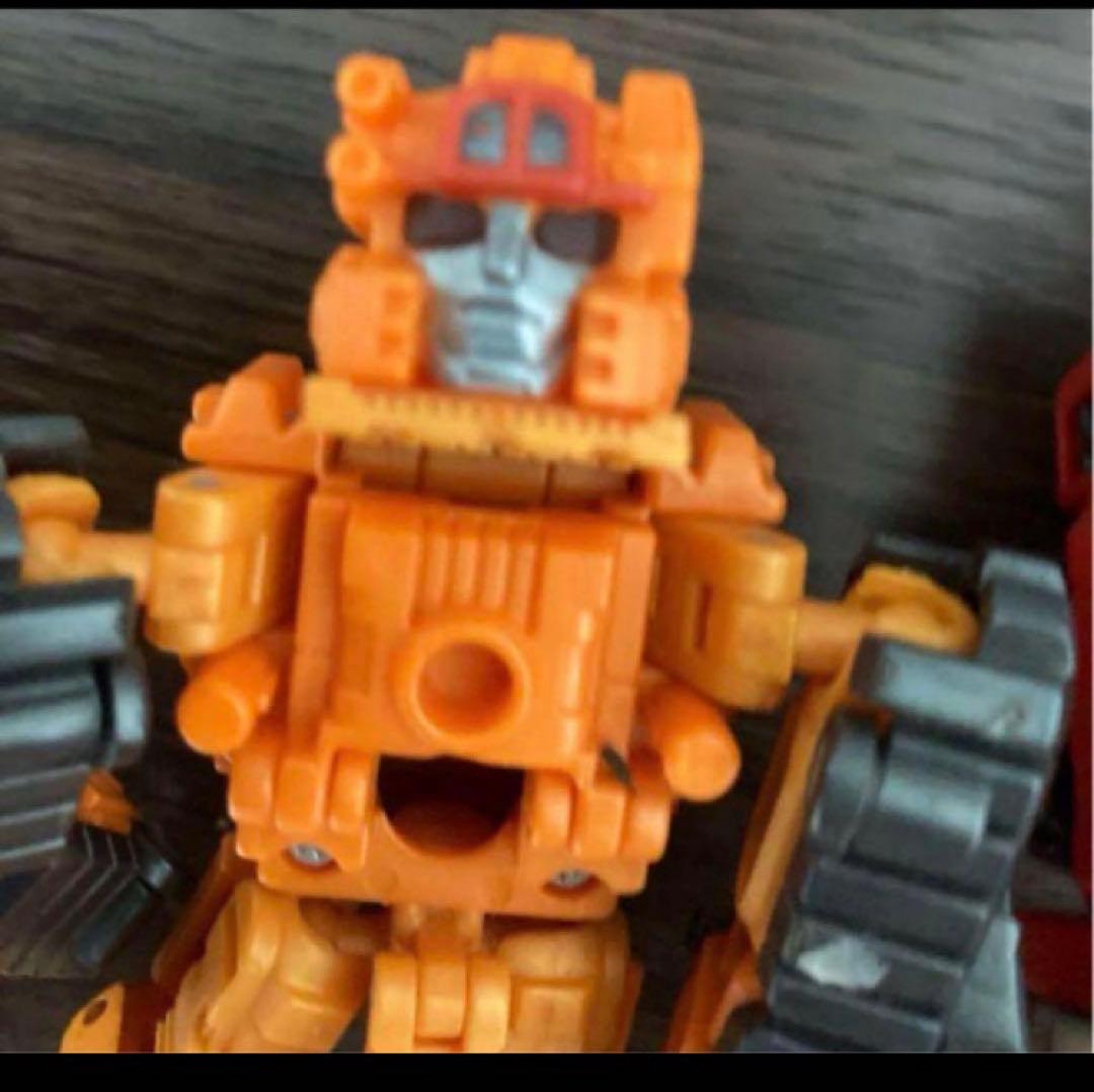 トランスフォーマー　ビルドキング　カーロボット